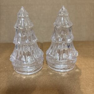 Vintage Clear Plastic Christmas Tree Shaped Salt & Pepper Shaker Set ' BEAUTIFUL